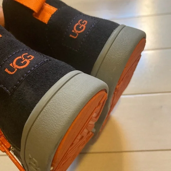 UGG Kids Black and Orange Boots - Picture 10 of 14